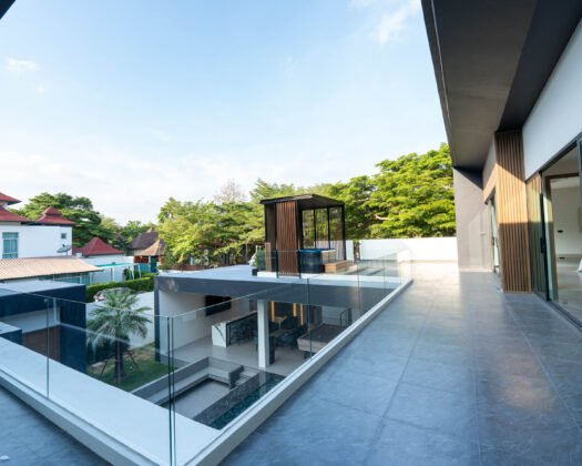 Luxury Pool Villa for sale in Pattaya